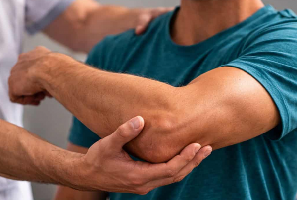 Epicondilitis: por qué duele el codo y cómo recuperarlo