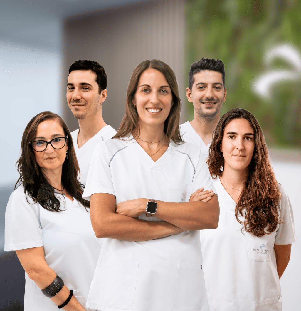 Equipo de fisioterapeutas de la Clínica Arantxa Sanchis en Rafelcofer